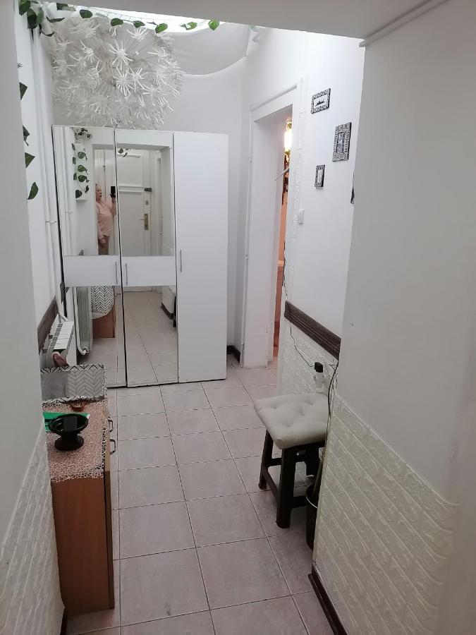 Low Cost Apartment Βελιγράδι Εξωτερικό φωτογραφία