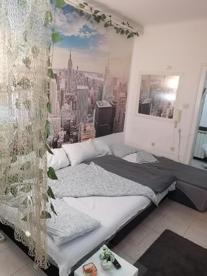 Low Cost Apartment Βελιγράδι Εξωτερικό φωτογραφία